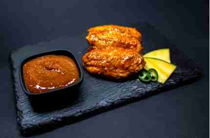 Miracle Mango su aitriosiomis paprikomis Marinatas