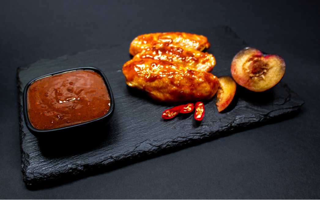 Miracle su Slyvomis ir Chalapos paprika Marinatas